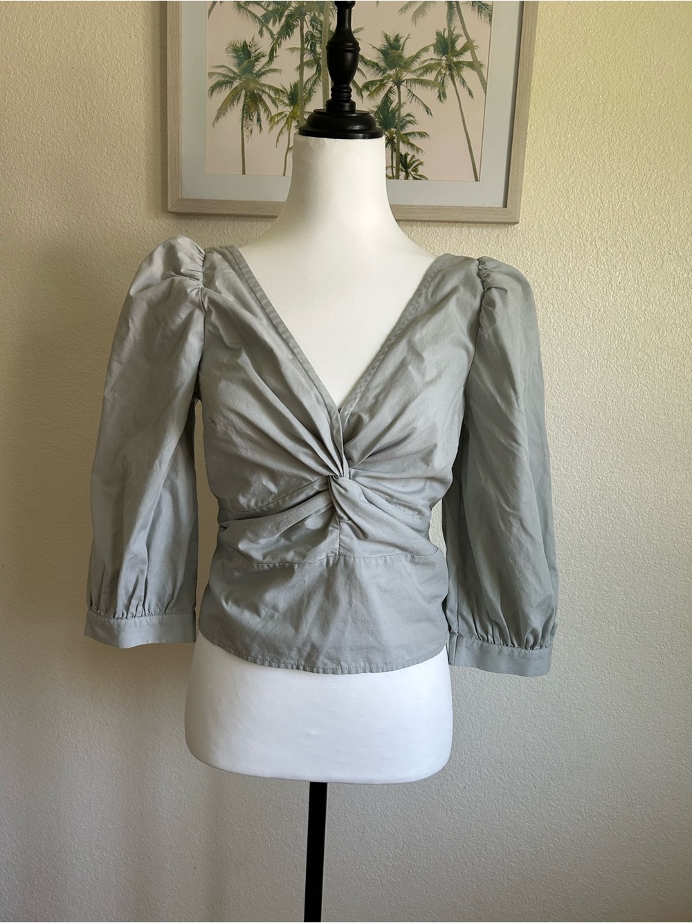 Abercrombie & Fitch Twist Front Puff Sleeve Top - Light Gray